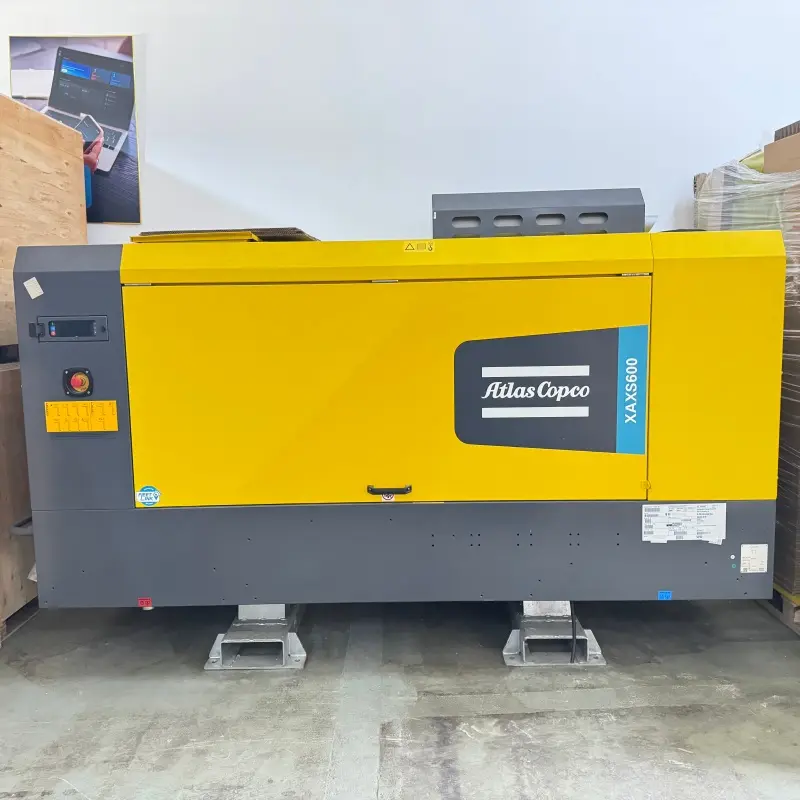Máy nén khí trục vít Diesel di động Atlas Copco XAXS600 Máy khoan khai thác mỏ chính hãng